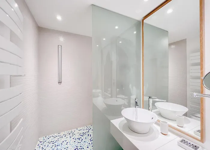 2 Avec Terrassse En Hyper Centre *